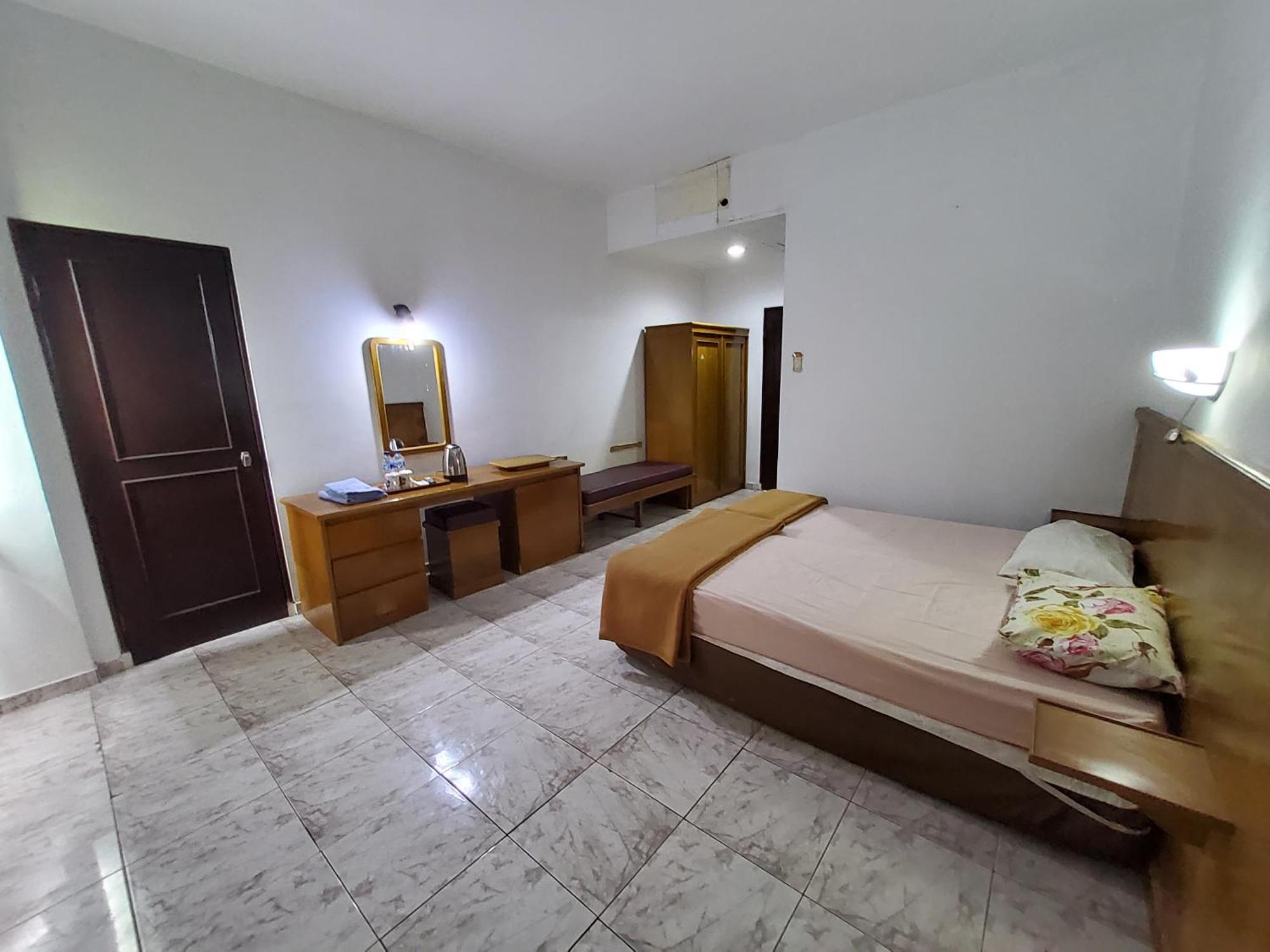 Hotel Kumala Samudra Cikakak Kültér fotó